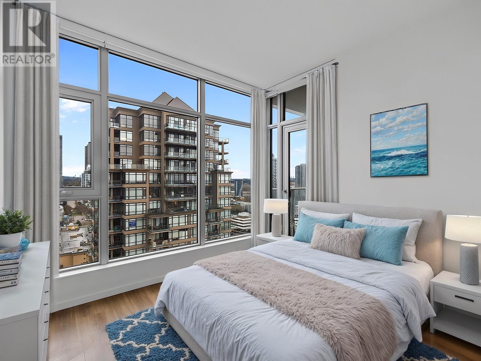 Listing Picture 3 of 24 : 2203 1888 GILMORE AVENUE, Burnaby / 本拿比 - 魯藝地產 Yvonne Lu Group - MLS Medallion Club Member
