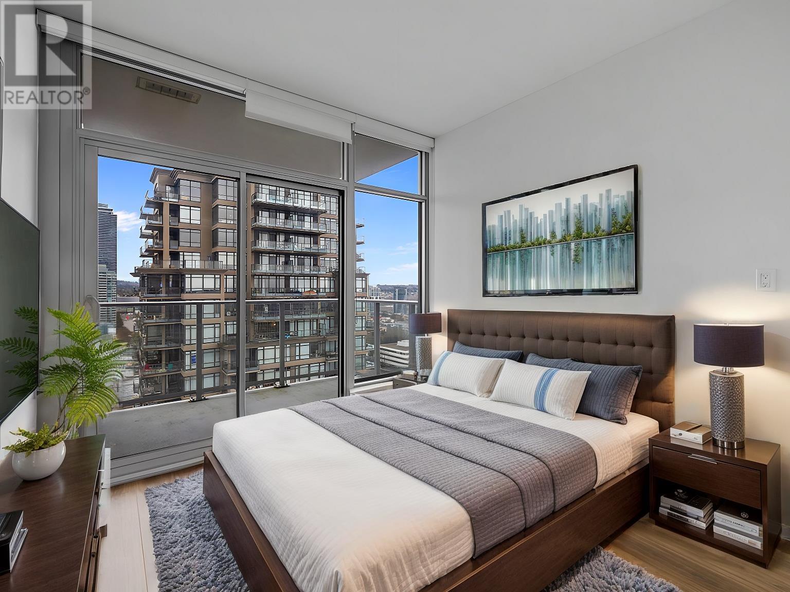 Listing Picture 4 of 24 : 2203 1888 GILMORE AVENUE, Burnaby / 本拿比 - 魯藝地產 Yvonne Lu Group - MLS Medallion Club Member