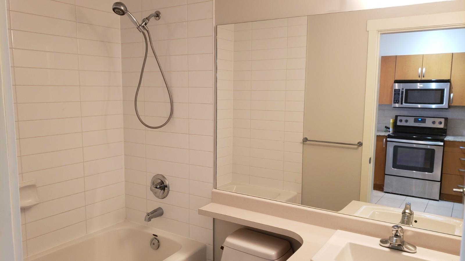 206 13733 107a Avenue, Surrey, British Columbia  V3T 0B7 - Photo 10 - R2967228
