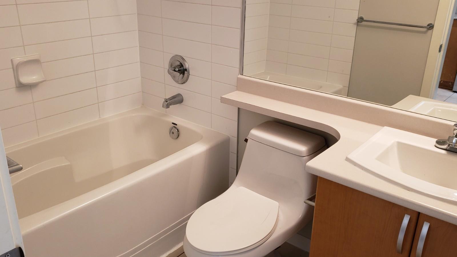 206 13733 107a Avenue, Surrey, British Columbia  V3T 0B7 - Photo 9 - R2967228