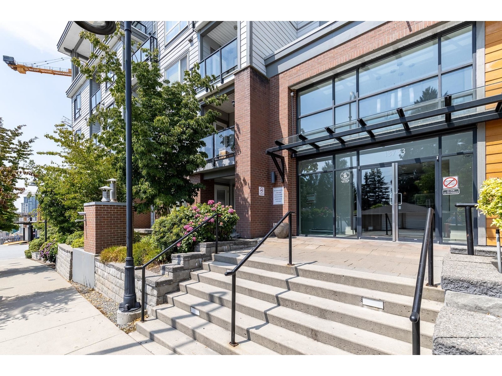206 13733 107a Avenue, Surrey, British Columbia  V3T 0B7 - Photo 3 - R2967228