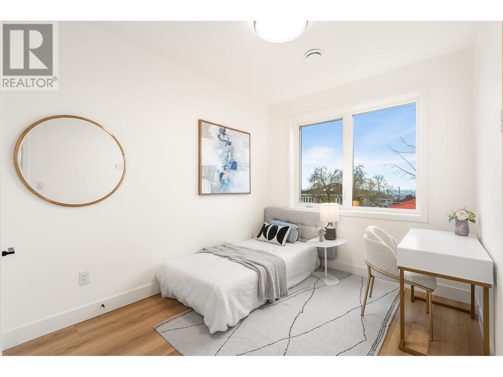 Listing Picture 19 of 33 : 1 65 E 58TH AVENUE, Vancouver / 溫哥華 - 魯藝地產 Yvonne Lu Group - MLS Medallion Club Member