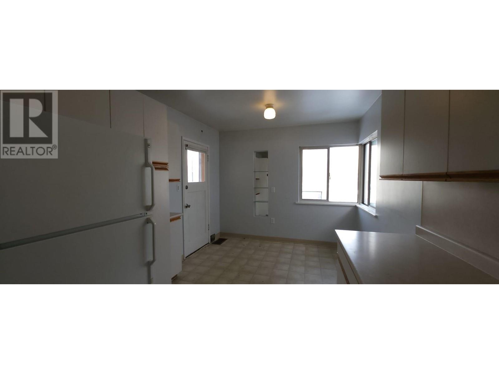 Listing Picture 11 of 14 : 3351 CHURCH STREET, Vancouver / 溫哥華 - 魯藝地產 Yvonne Lu Group - MLS Medallion Club Member