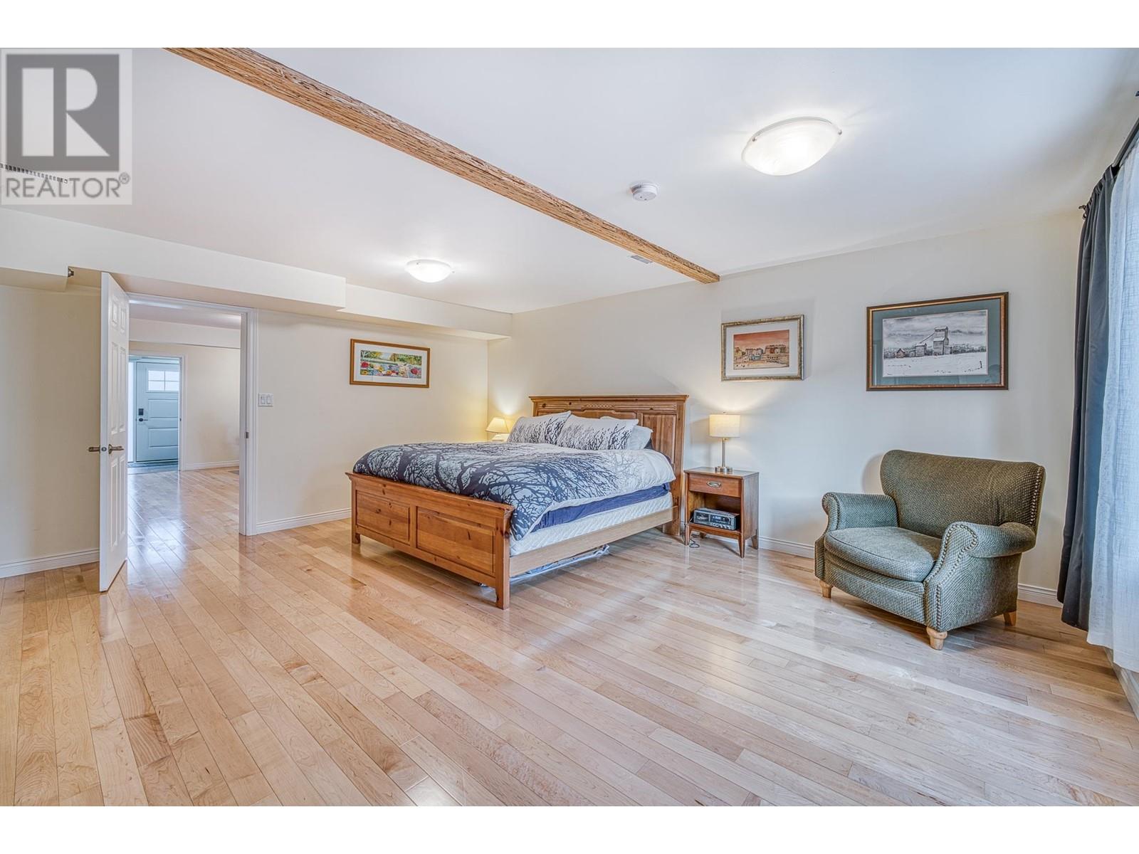 11300 Galleon Court, Richmond, British Columbia  V7E 4L3 - Photo 12 - R2970410
