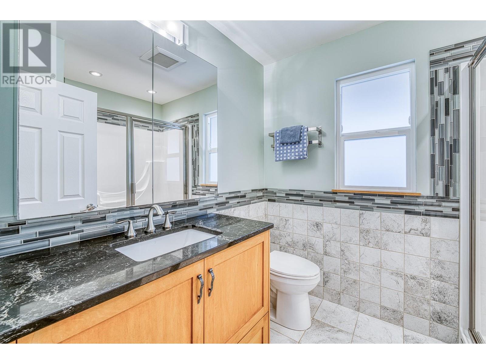 11300 Galleon Court, Richmond, British Columbia  V7E 4L3 - Photo 28 - R2970410