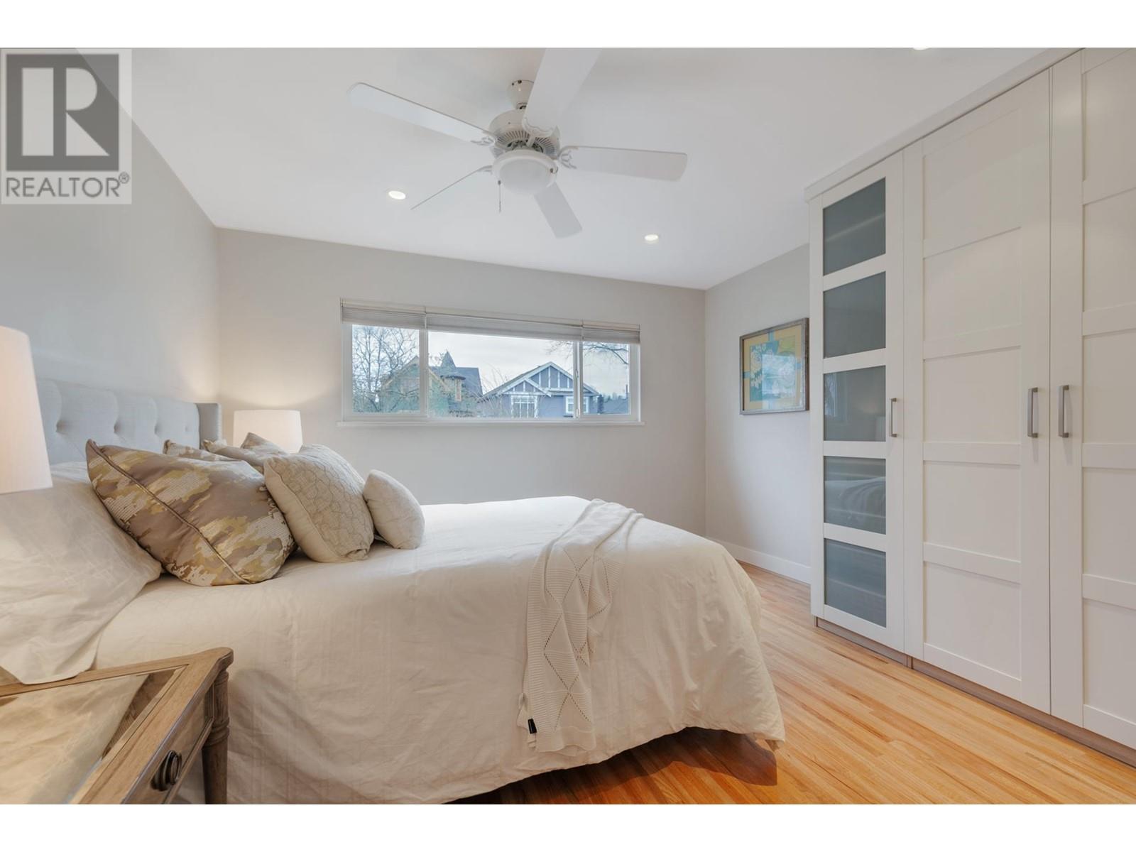 Listing Picture 17 of 35 : 3047 E 19TH AVENUE, Vancouver / 溫哥華 - 魯藝地產 Yvonne Lu Group - MLS Medallion Club Member