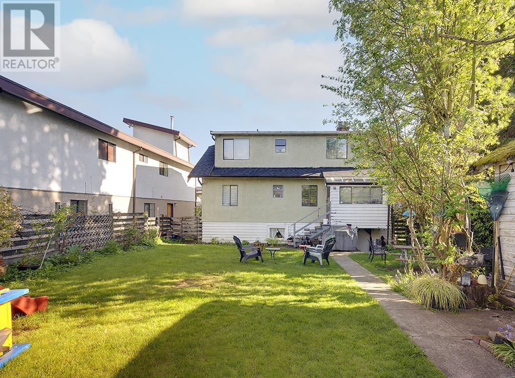1373 W 64th Avenue, Vancouver, British Columbia  V6P 2N3 - Photo 10 - R2970446