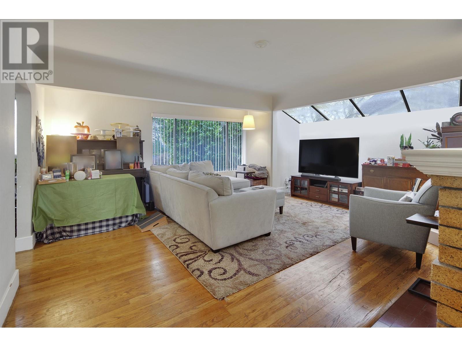 1373 W 64th Avenue, Vancouver, British Columbia  V6P 2N3 - Photo 14 - R2970446