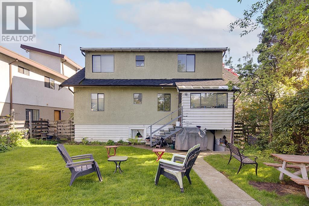 1373 W 64th Avenue, Vancouver, British Columbia  V6P 2N3 - Photo 6 - R2970446