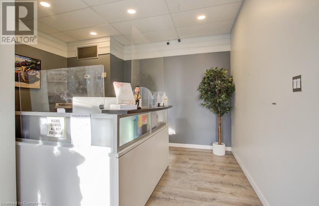10 Brock Street E, Tillsonburg, Ontario  N4G 1Z5 - Photo 4 - 40701104