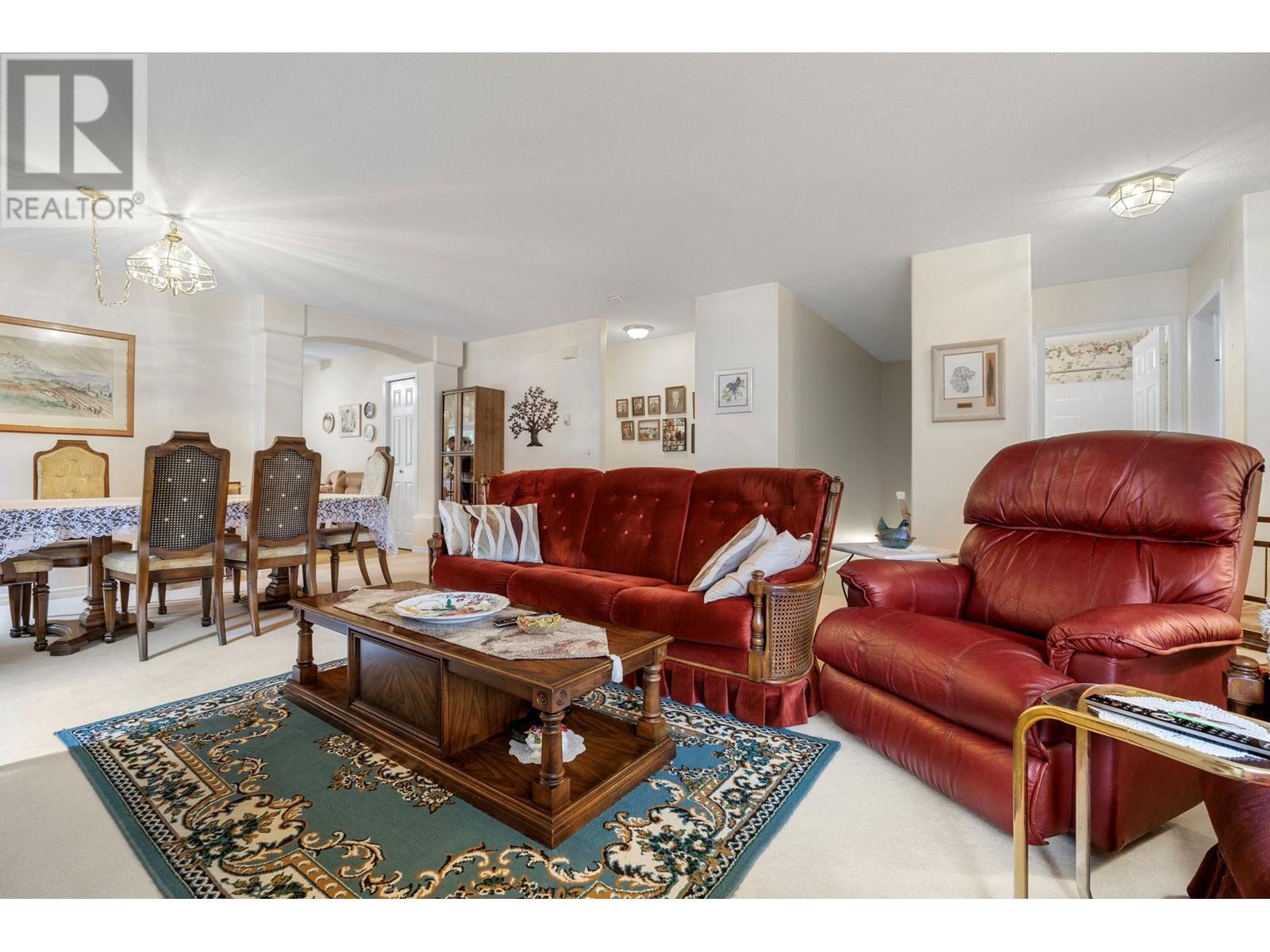 Property at 3813 Glen Canyon Drive image 4