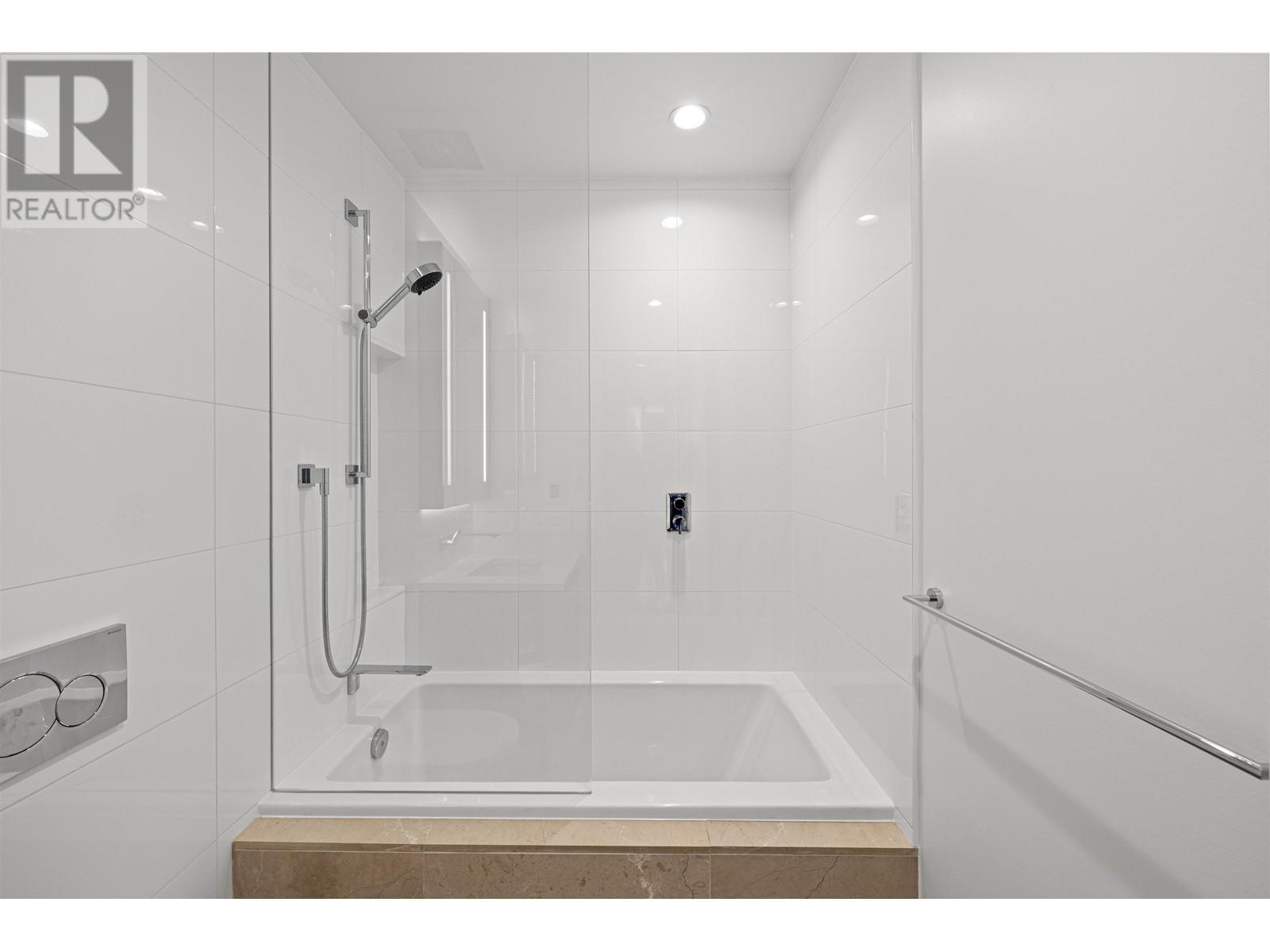 Listing Picture 23 of 37 : 1203 885 CAMBIE STREET, Vancouver / 溫哥華 - 魯藝地產 Yvonne Lu Group - MLS Medallion Club Member