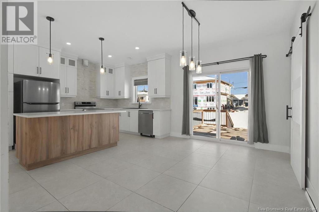 Property at 22 ROBERT Street image 4