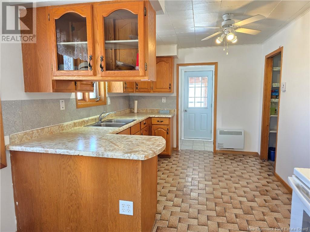 2382 Main Street, Belledune, New Brunswick  E8G 2M6 - Photo 6 - NB113007