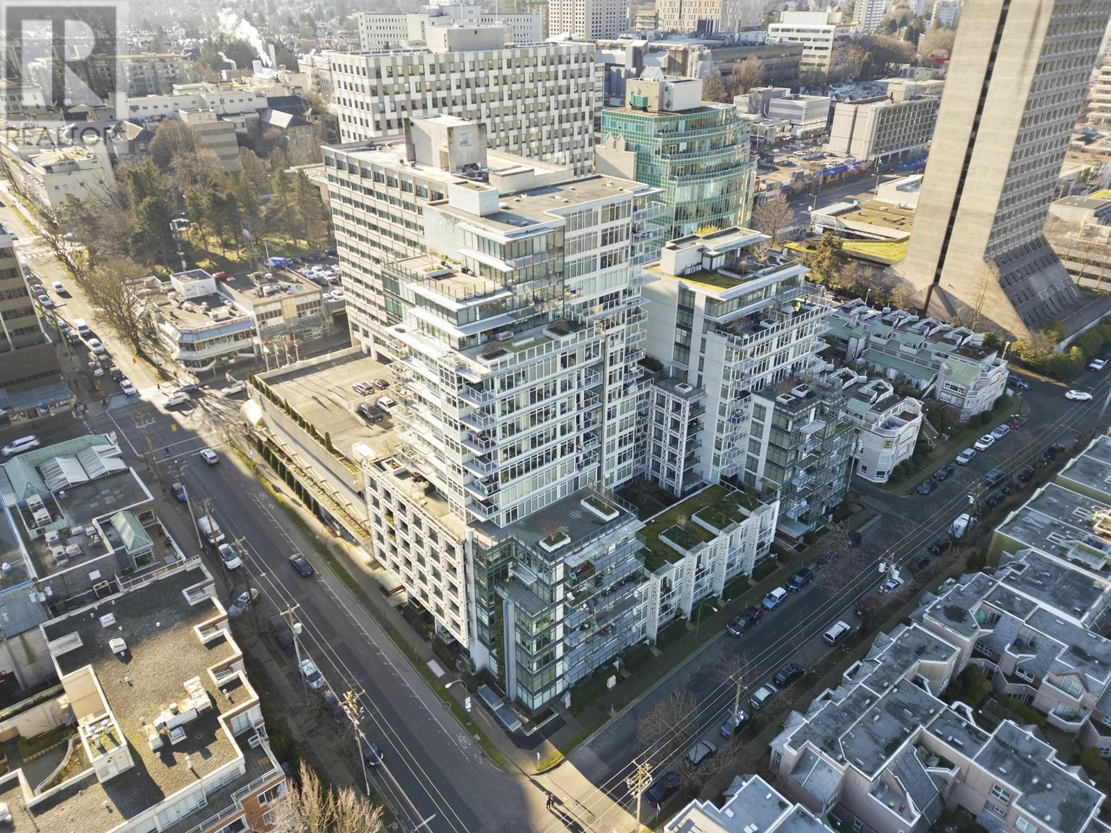 Listing Picture 35 of 37 : 703 2411 HEATHER STREET, Vancouver / 溫哥華 - 魯藝地產 Yvonne Lu Group - MLS Medallion Club Member