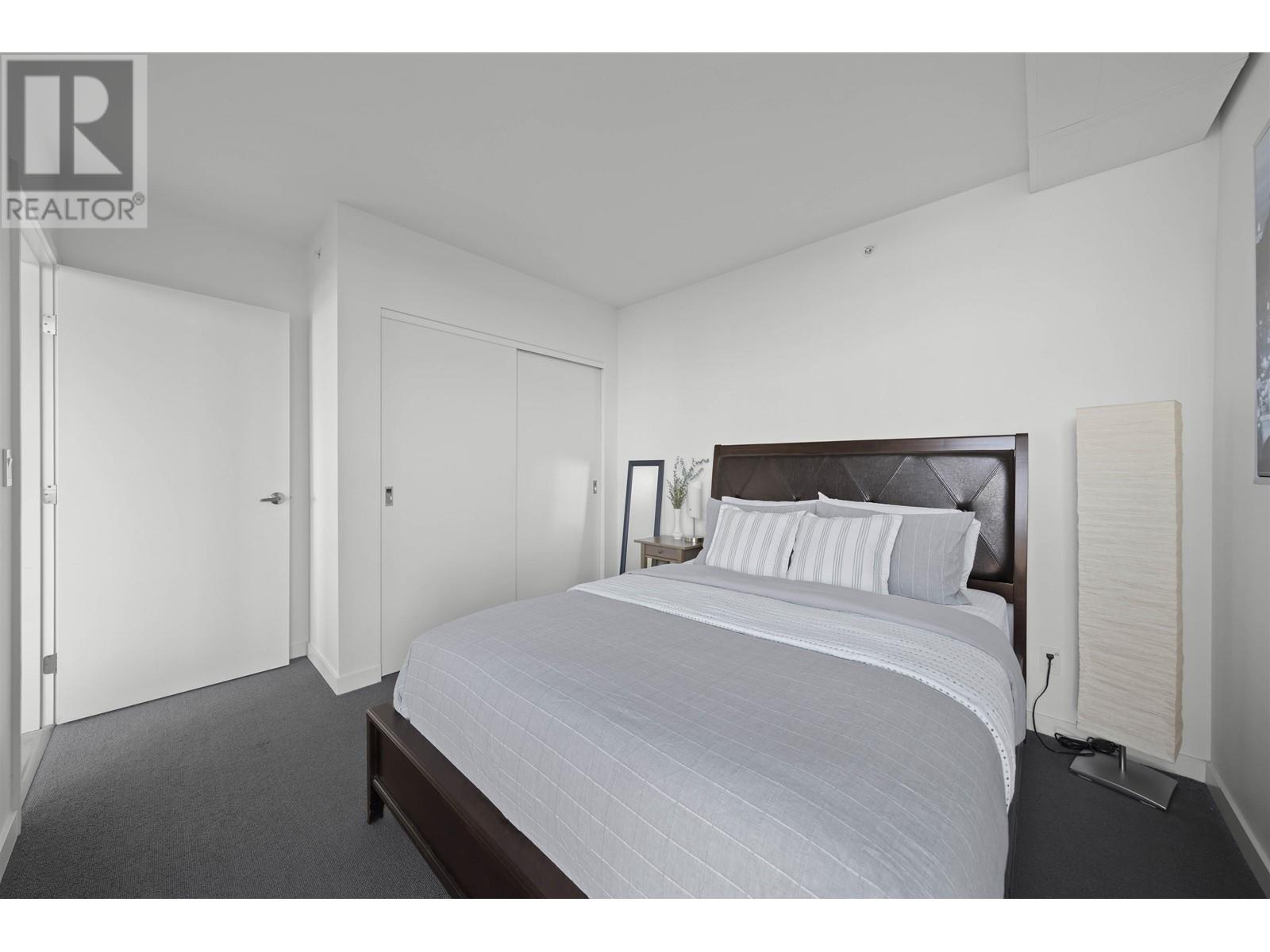 Listing Picture 12 of 37 : 703 2411 HEATHER STREET, Vancouver / 溫哥華 - 魯藝地產 Yvonne Lu Group - MLS Medallion Club Member