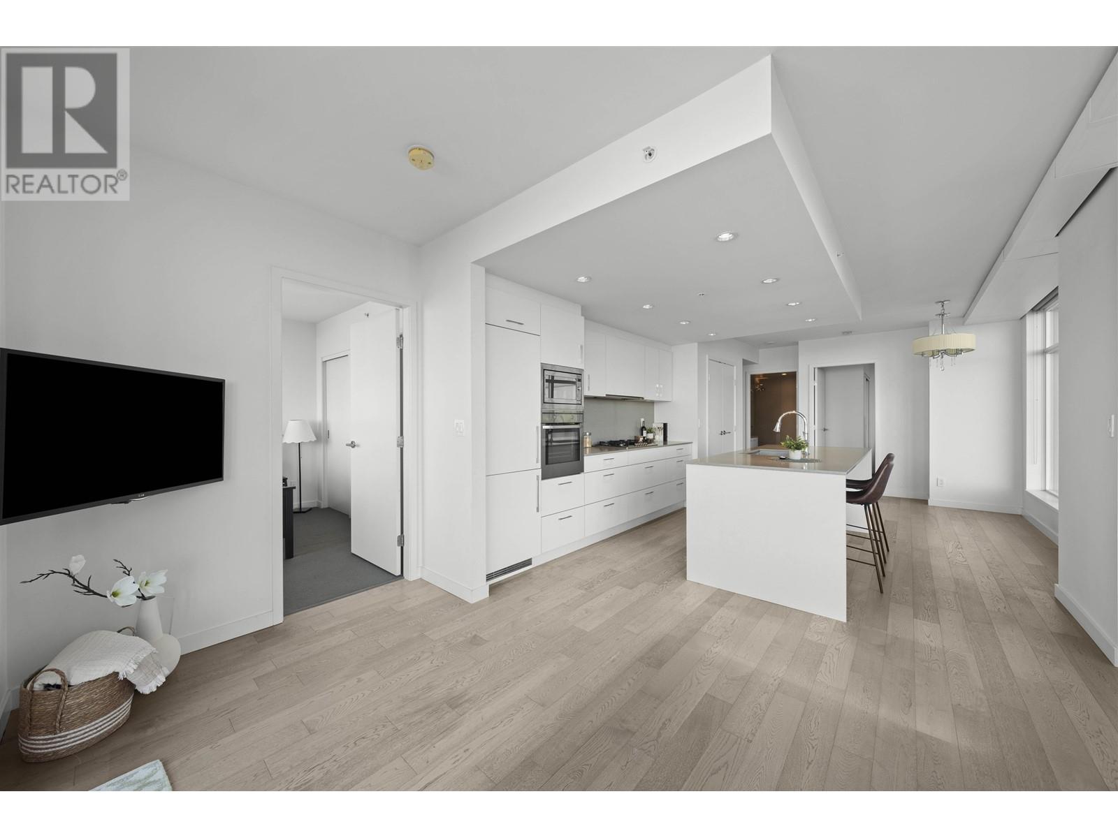 Listing Picture 17 of 37 : 703 2411 HEATHER STREET, Vancouver / 溫哥華 - 魯藝地產 Yvonne Lu Group - MLS Medallion Club Member