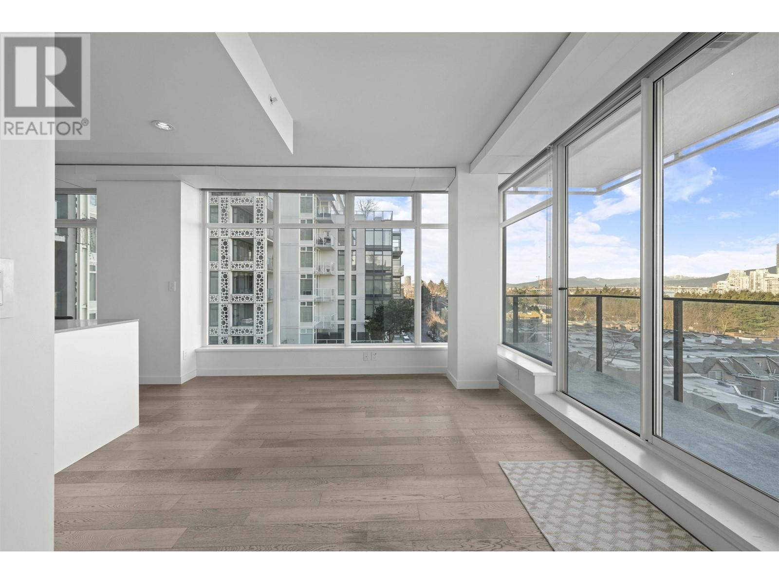 Listing Picture 18 of 37 : 703 2411 HEATHER STREET, Vancouver / 溫哥華 - 魯藝地產 Yvonne Lu Group - MLS Medallion Club Member