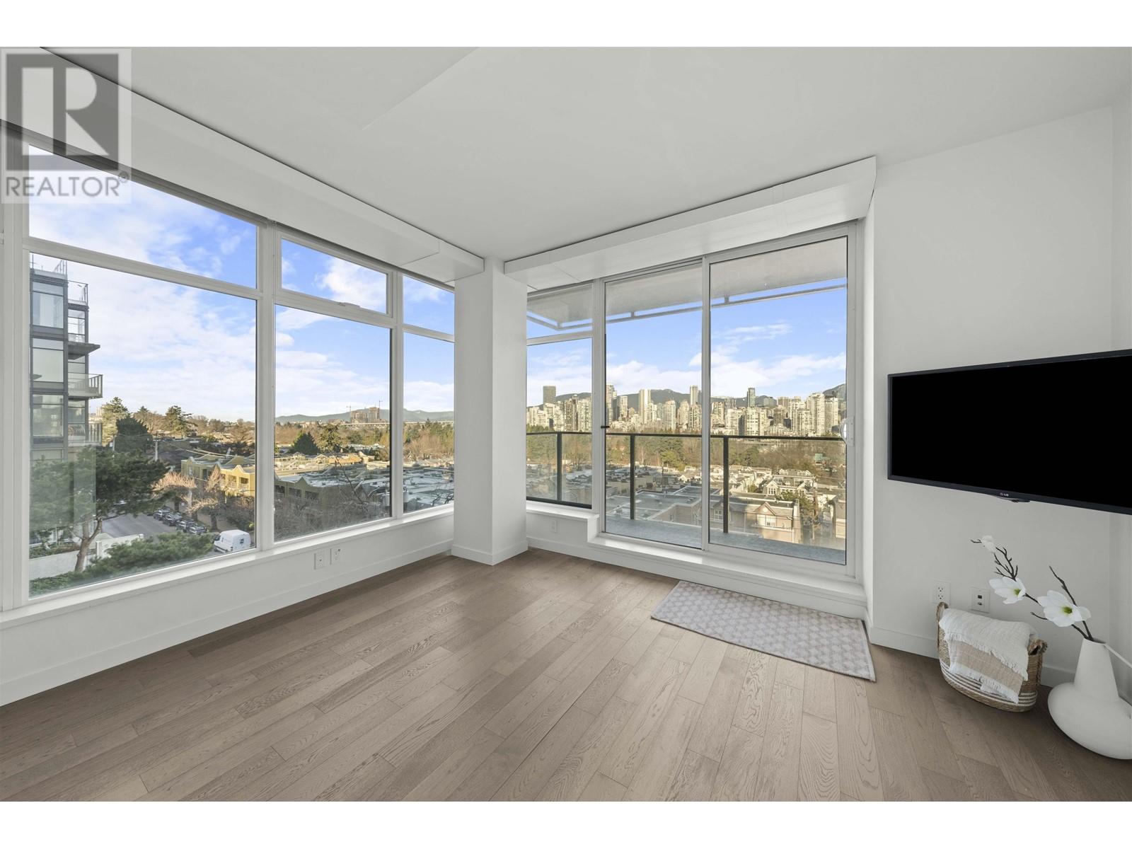 Listing Picture 16 of 37 : 703 2411 HEATHER STREET, Vancouver / 溫哥華 - 魯藝地產 Yvonne Lu Group - MLS Medallion Club Member