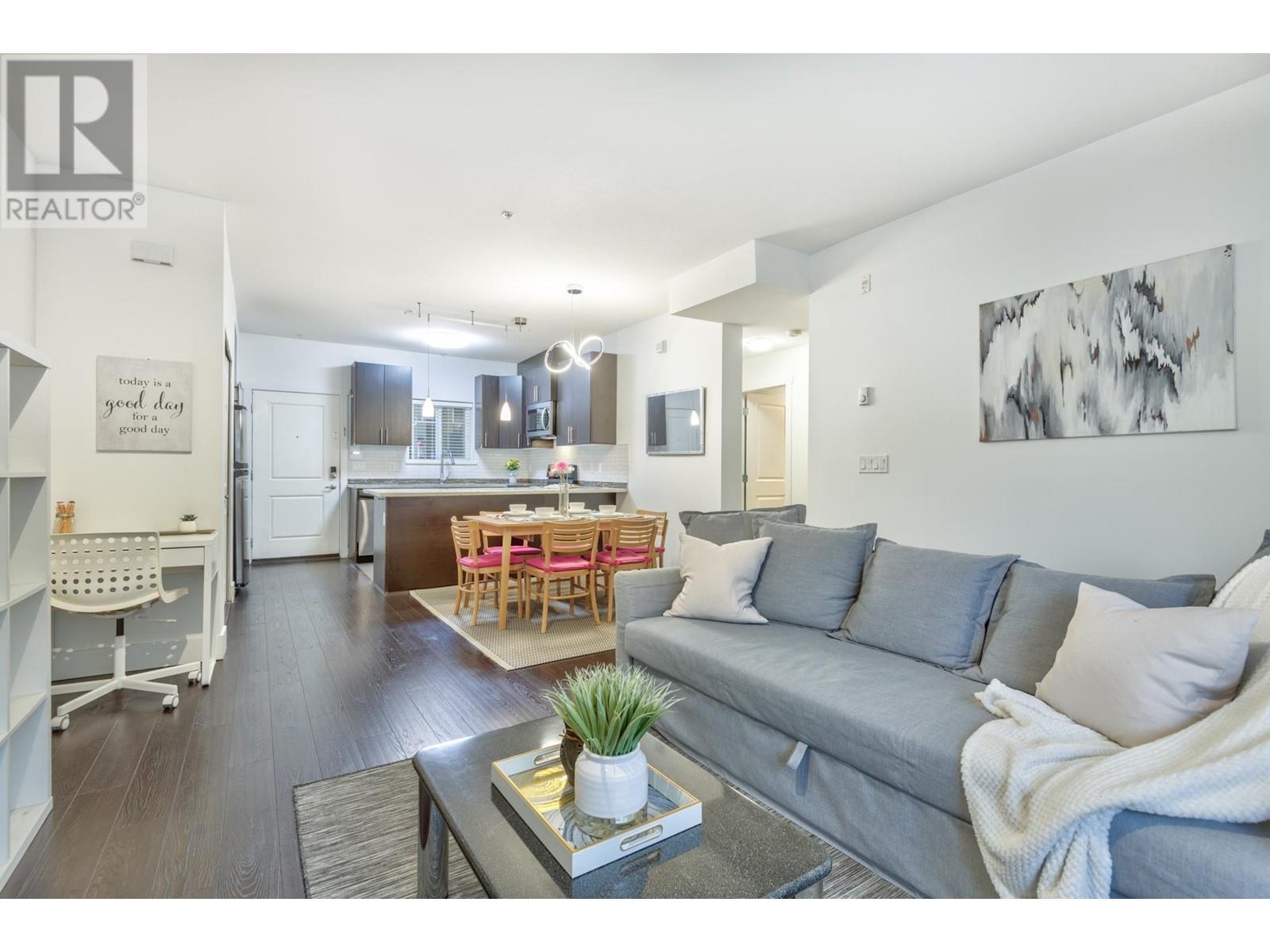 Listing Picture 13 of 30 : 109 368 ELLESMERE AVENUE, Burnaby / 本拿比 - 魯藝地產 Yvonne Lu Group - MLS Medallion Club Member