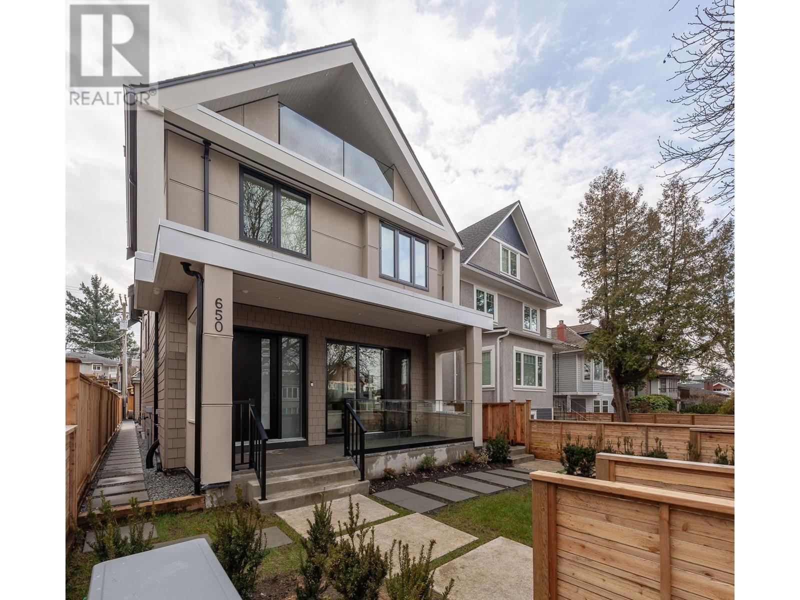 650 E 10TH AVENUE, vancouver, British Columbia