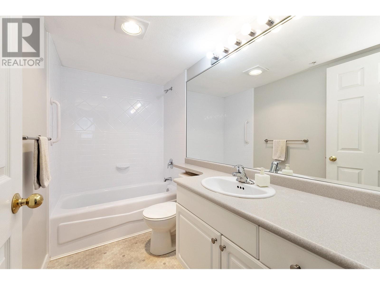 1202 200 Newport Drive, Port Moody, British Columbia  V3H 5B7 - Photo 8 - R2970066
