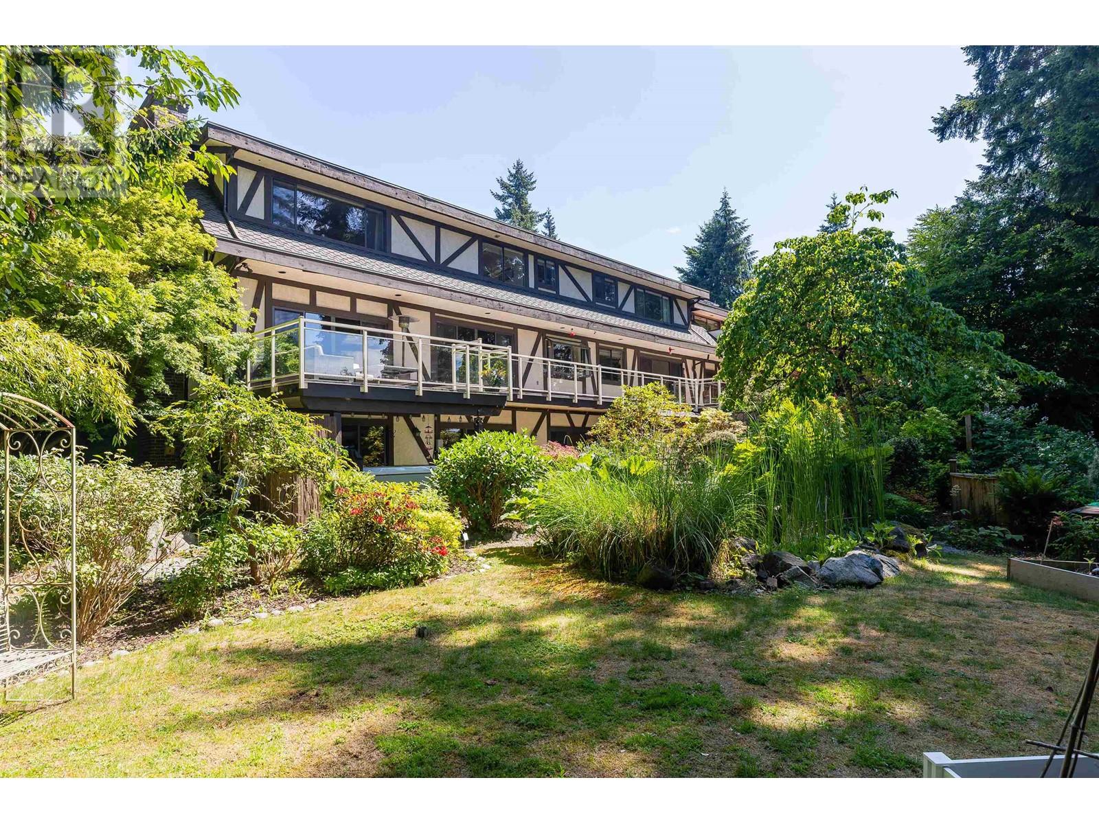 5704 WESTPORT ROAD, west vancouver, British Columbia