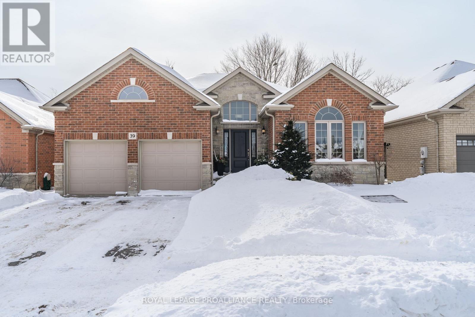 39 MCDOUGALL DRIVE, Belleville, Ontario