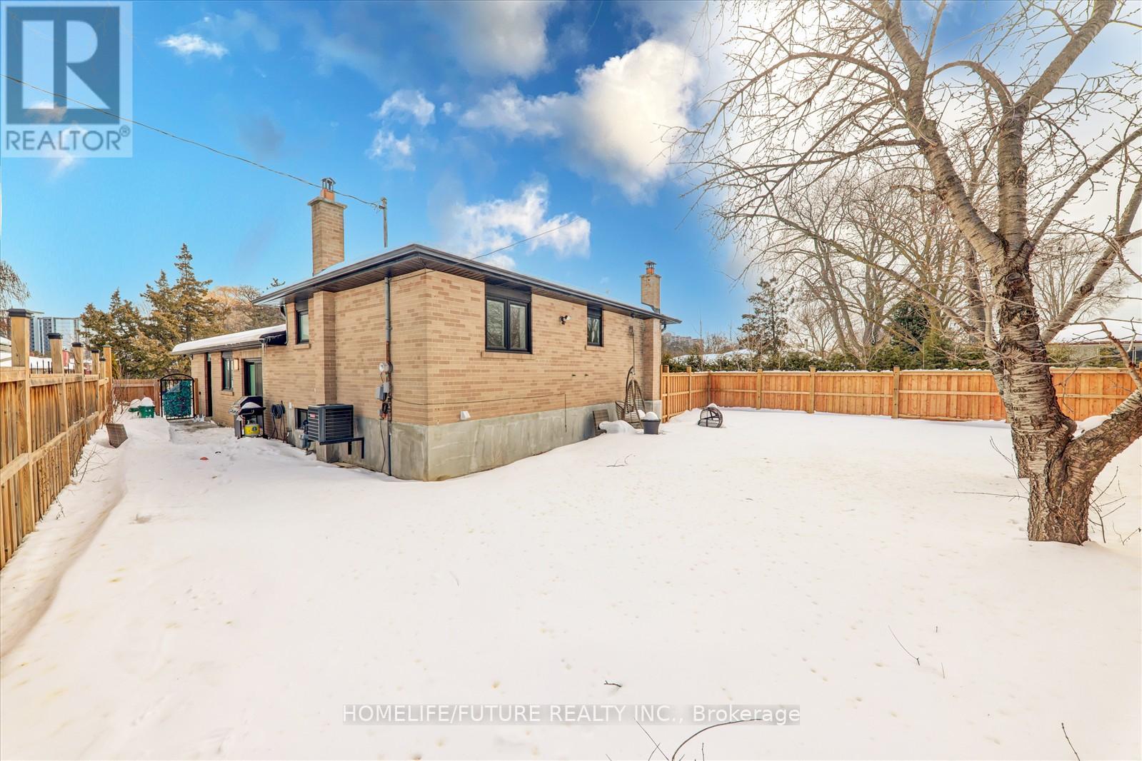 56 Netherly Drive, Toronto, Ontario  M9V 3M2 - Photo 33 - W11987836