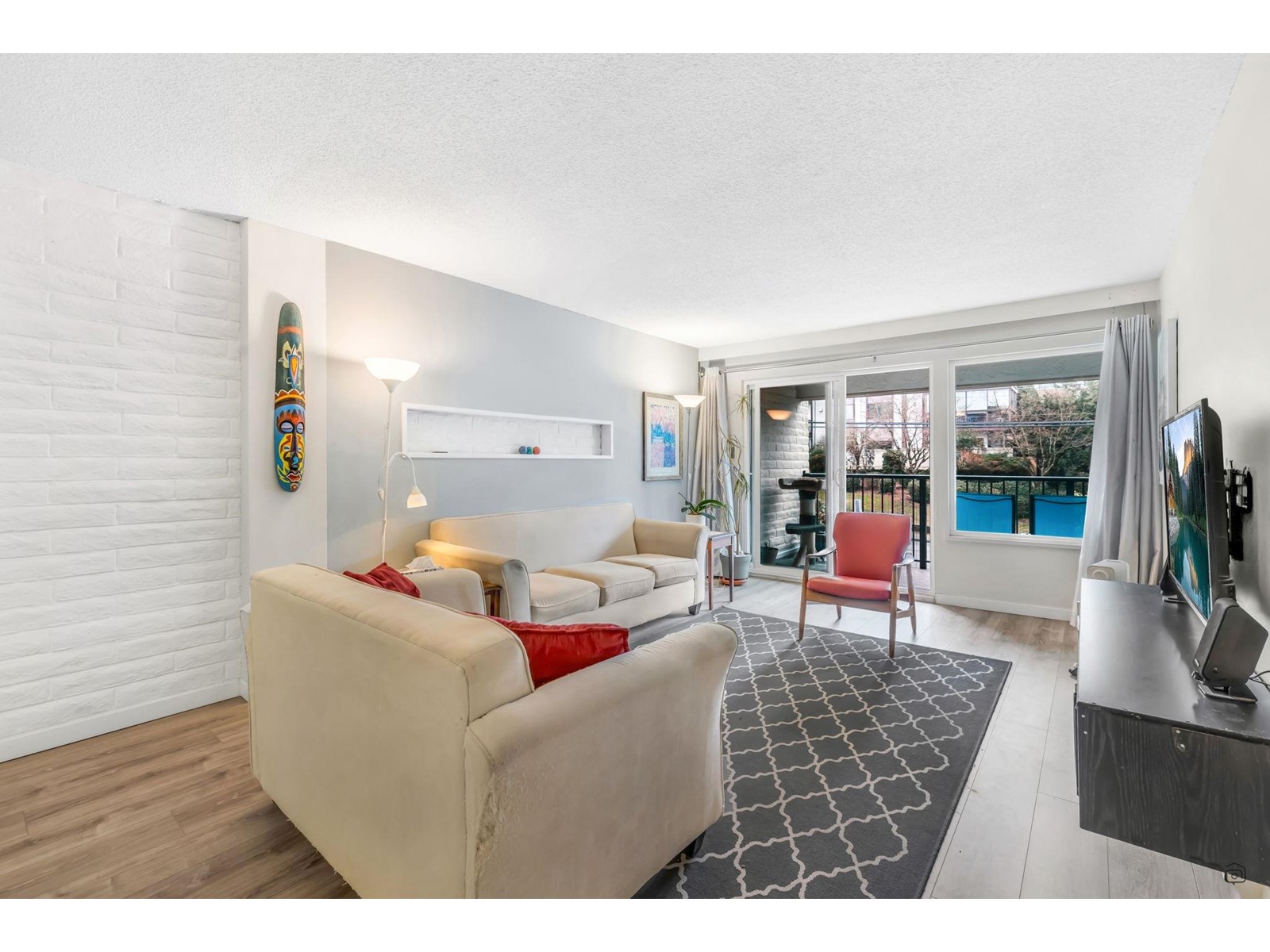 205 1351 Martin Street, White Rock, British Columbia  V4B 3W6 - Photo 8 - R2970327