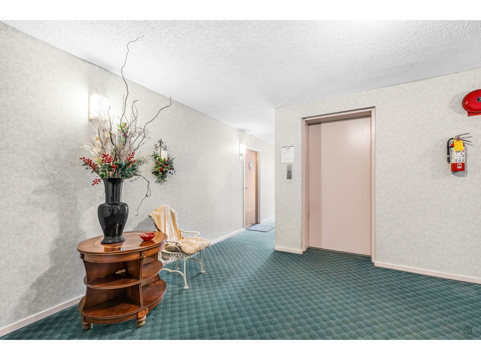 205 1351 Martin Street, White Rock, British Columbia  V4B 3W6 - Photo 6 - R2970327