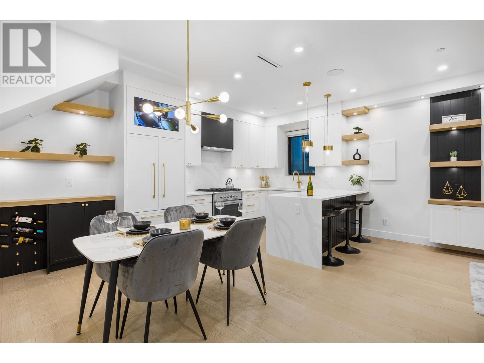 Listing Picture 6 of 20 : 1 76 E 45TH AVENUE, Vancouver / 溫哥華 - 魯藝地產 Yvonne Lu Group - MLS Medallion Club Member