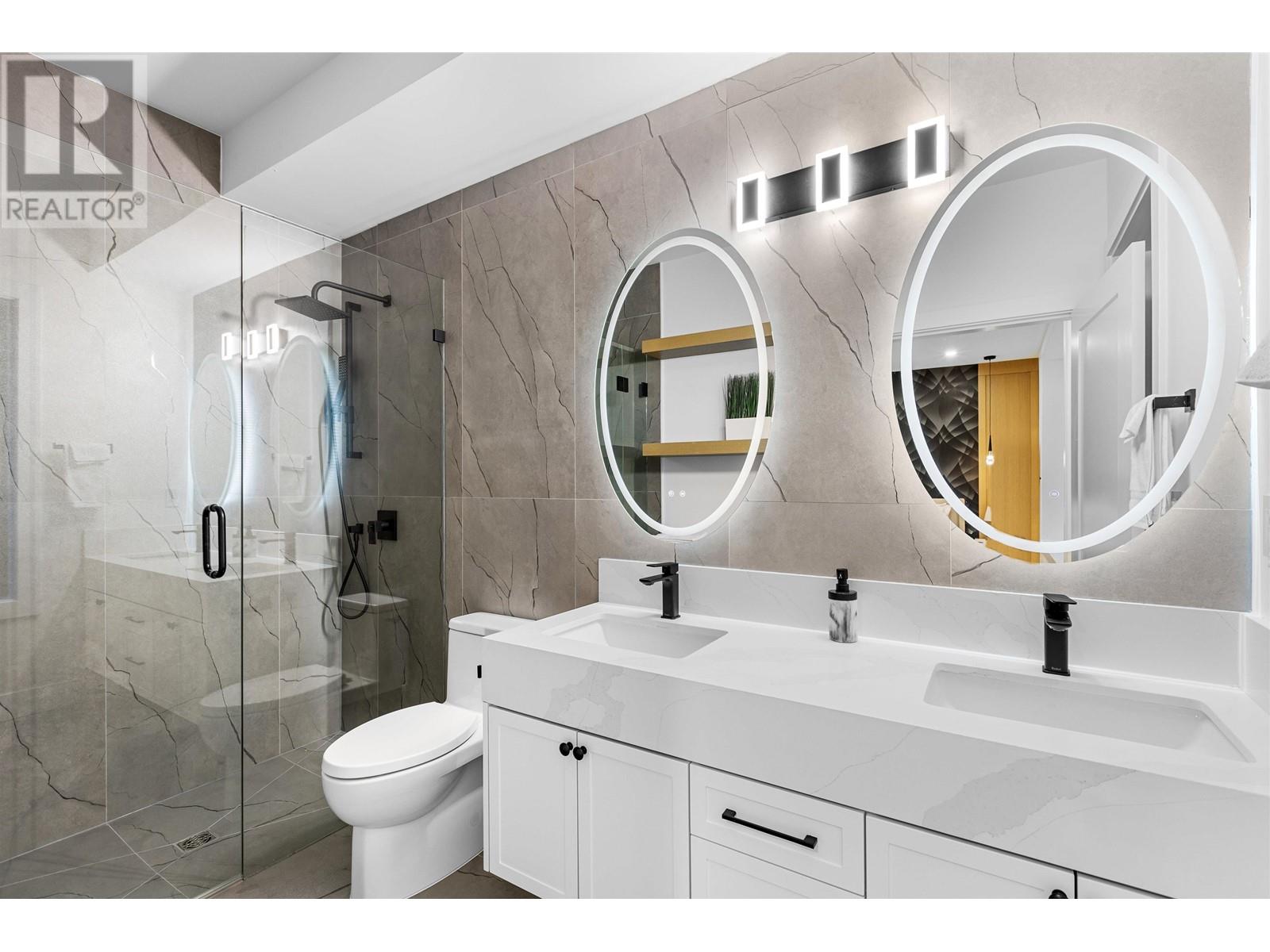 Listing Picture 11 of 20 : 1 76 E 45TH AVENUE, Vancouver / 溫哥華 - 魯藝地產 Yvonne Lu Group - MLS Medallion Club Member