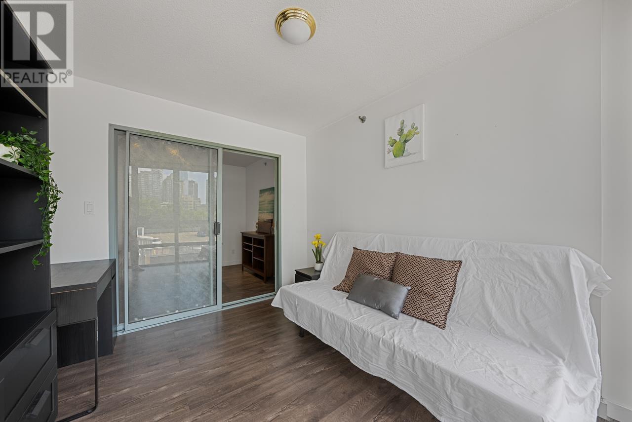 Listing Picture 10 of 26 : 705 950 CAMBIE STREET, Vancouver / 溫哥華 - 魯藝地產 Yvonne Lu Group - MLS Medallion Club Member