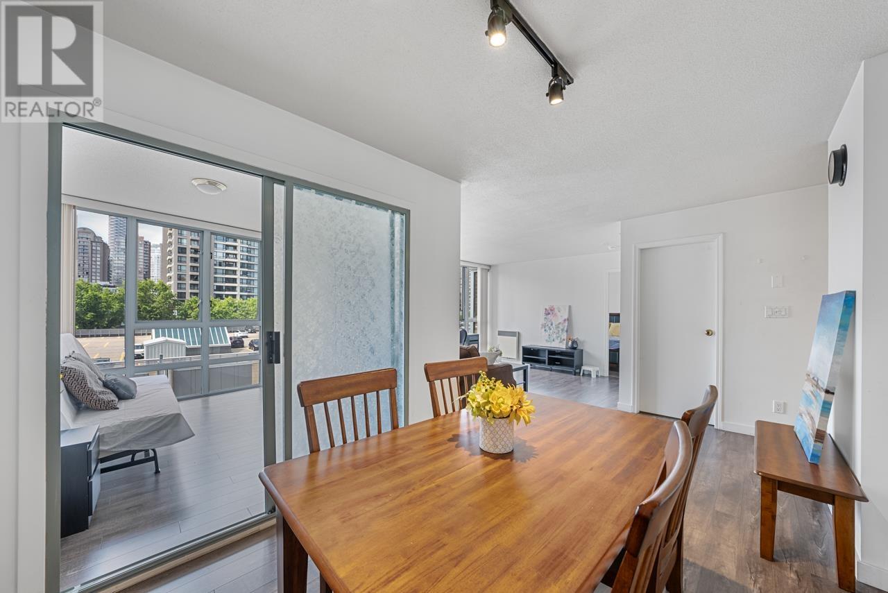 Listing Picture 7 of 26 : 705 950 CAMBIE STREET, Vancouver / 溫哥華 - 魯藝地產 Yvonne Lu Group - MLS Medallion Club Member