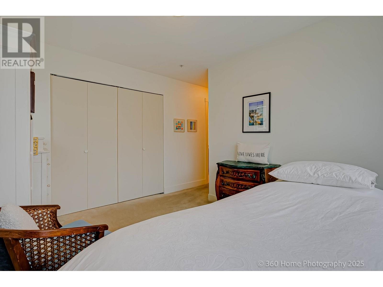 Listing Picture 13 of 13 : 302 1868 W 5TH AVENUE, Vancouver / 溫哥華 - 魯藝地產 Yvonne Lu Group - MLS Medallion Club Member