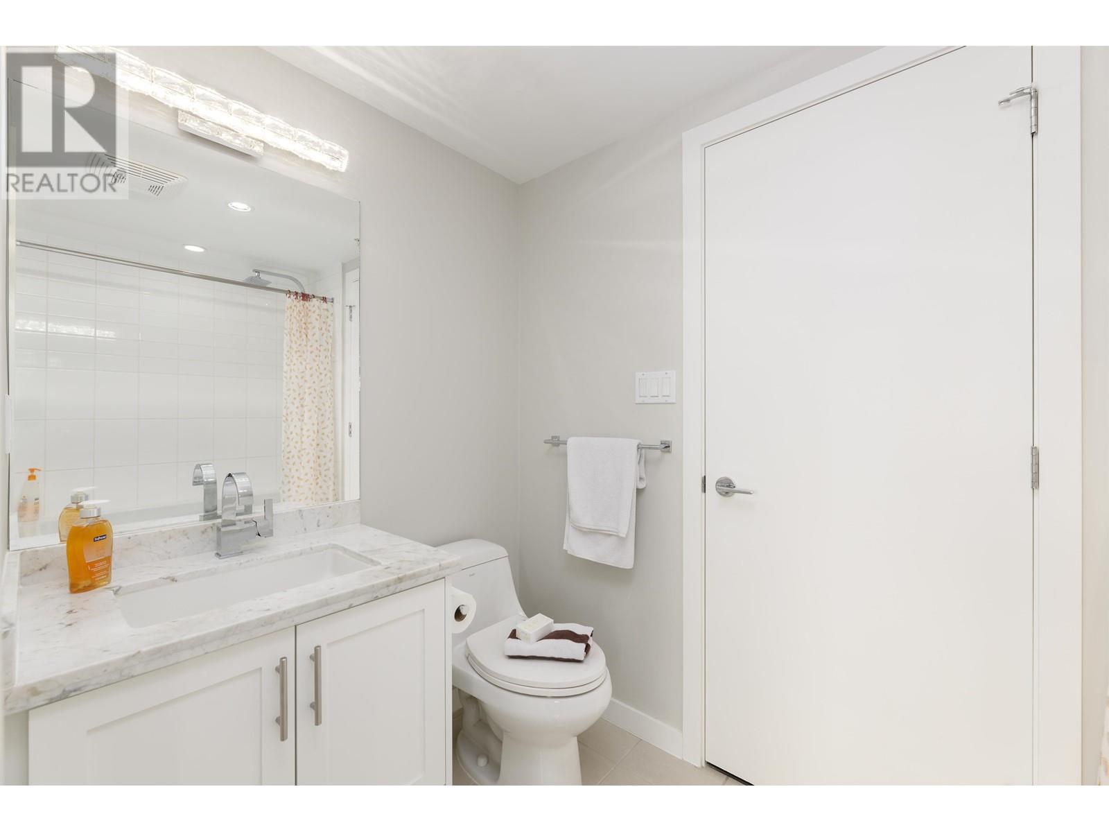 2501 2982 Burlington Drive, Coquitlam, British Columbia  V3B 0B3 - Photo 11 - R2970536