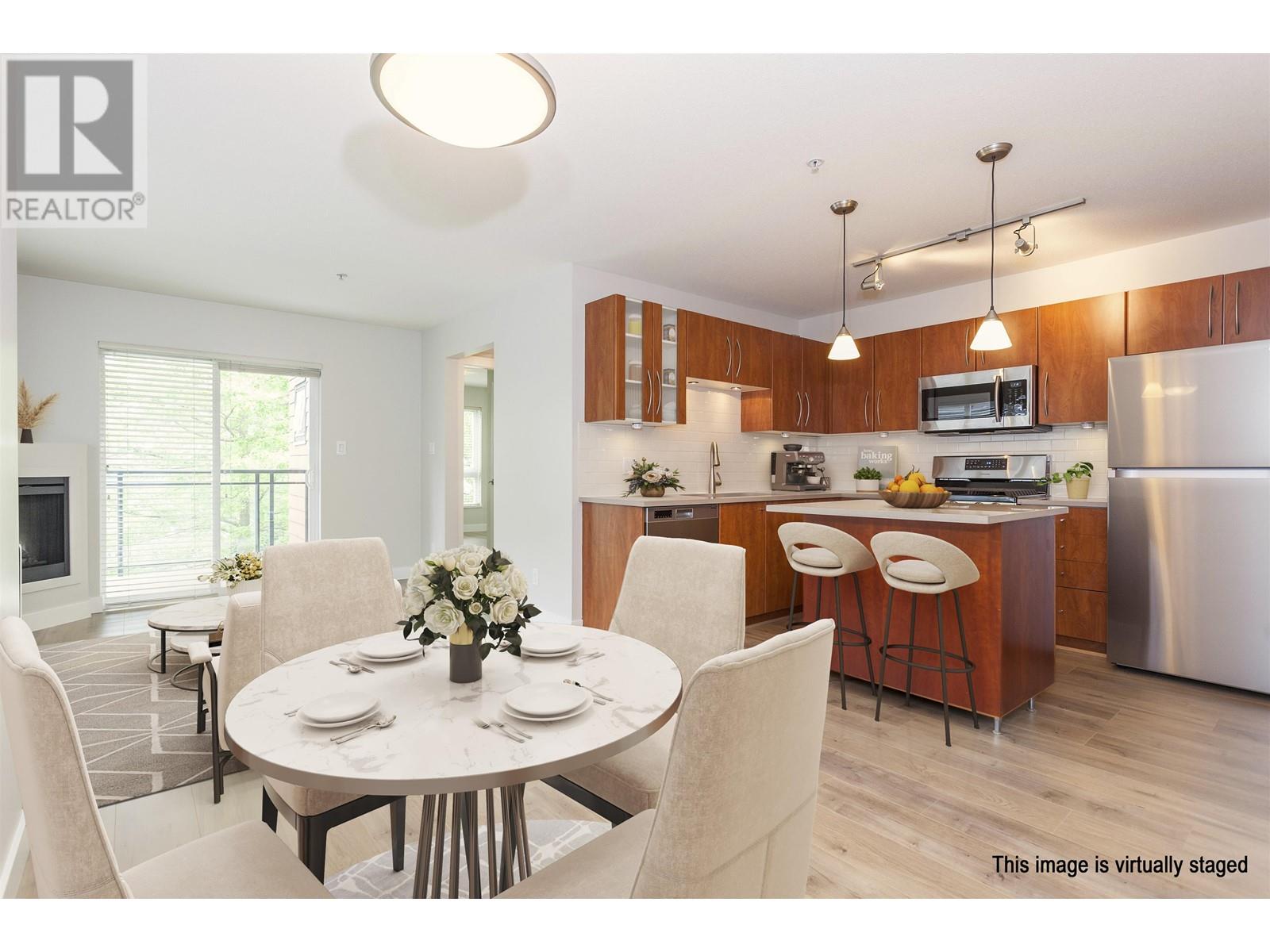 Listing Picture 3 of 14 : 306 736 W 14TH AVENUE, Vancouver / 溫哥華 - 魯藝地產 Yvonne Lu Group - MLS Medallion Club Member