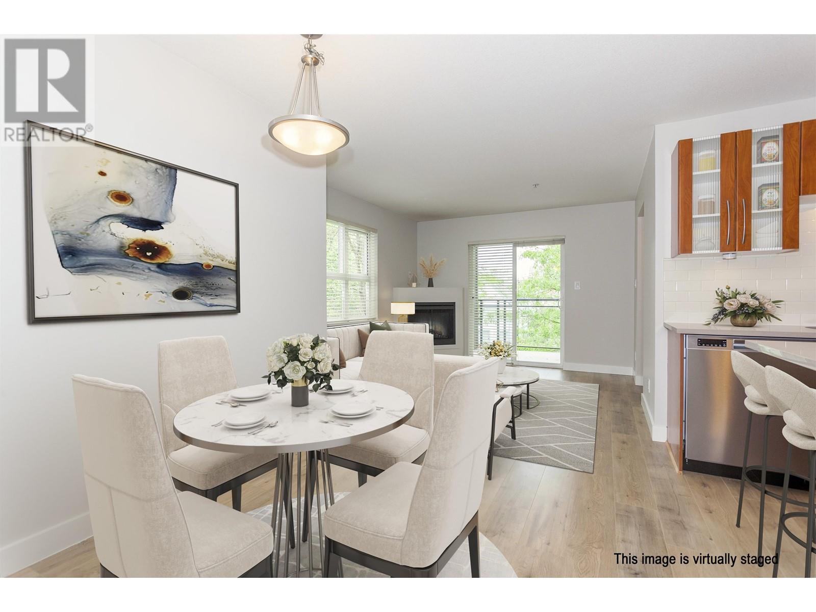 Listing Picture 9 of 14 : 306 736 W 14TH AVENUE, Vancouver / 溫哥華 - 魯藝地產 Yvonne Lu Group - MLS Medallion Club Member