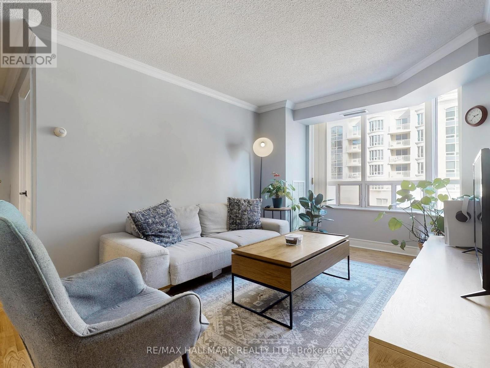 Property at 617 - 5418 YONGE STREET image 4