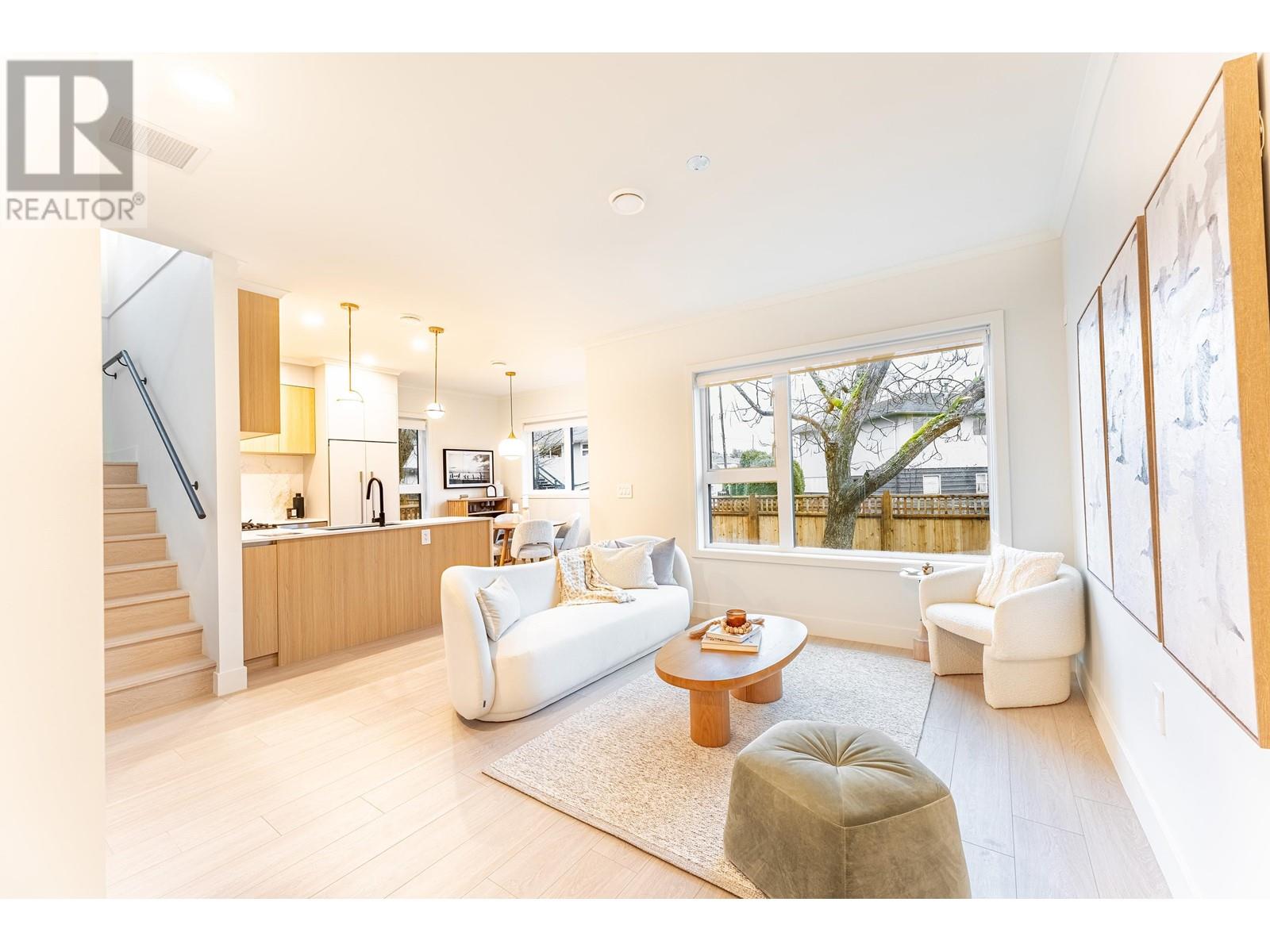 2 8300 NO.3 ROAD, Richmond