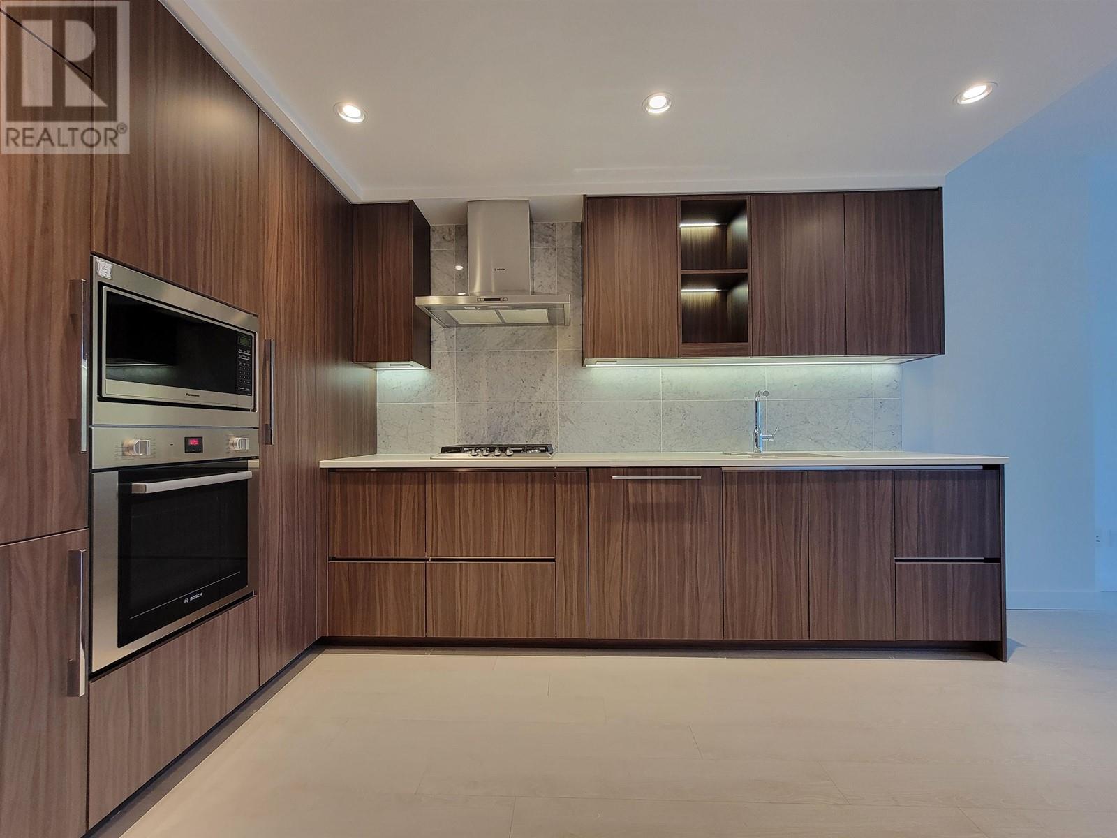 Listing Picture 8 of 26 : 508 4720 LOUGHEED HIGHWAY, Burnaby / 本拿比 - 魯藝地產 Yvonne Lu Group - MLS Medallion Club Member