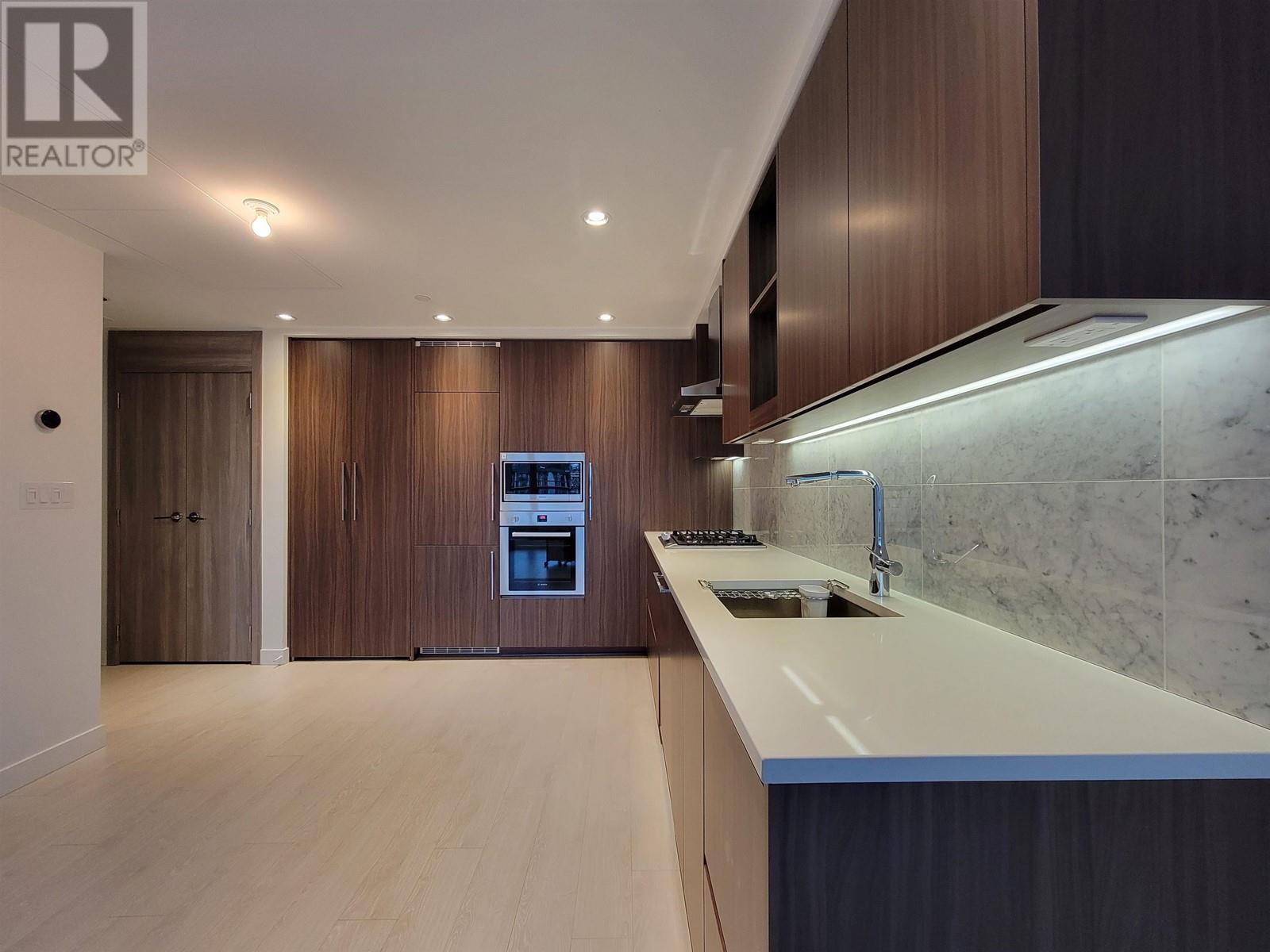Listing Picture 10 of 26 : 508 4720 LOUGHEED HIGHWAY, Burnaby / 本拿比 - 魯藝地產 Yvonne Lu Group - MLS Medallion Club Member