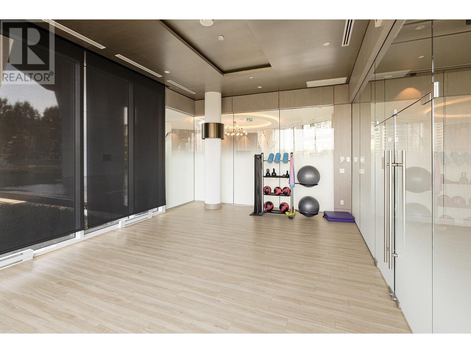 Listing Picture 21 of 26 : 508 4720 LOUGHEED HIGHWAY, Burnaby / 本拿比 - 魯藝地產 Yvonne Lu Group - MLS Medallion Club Member