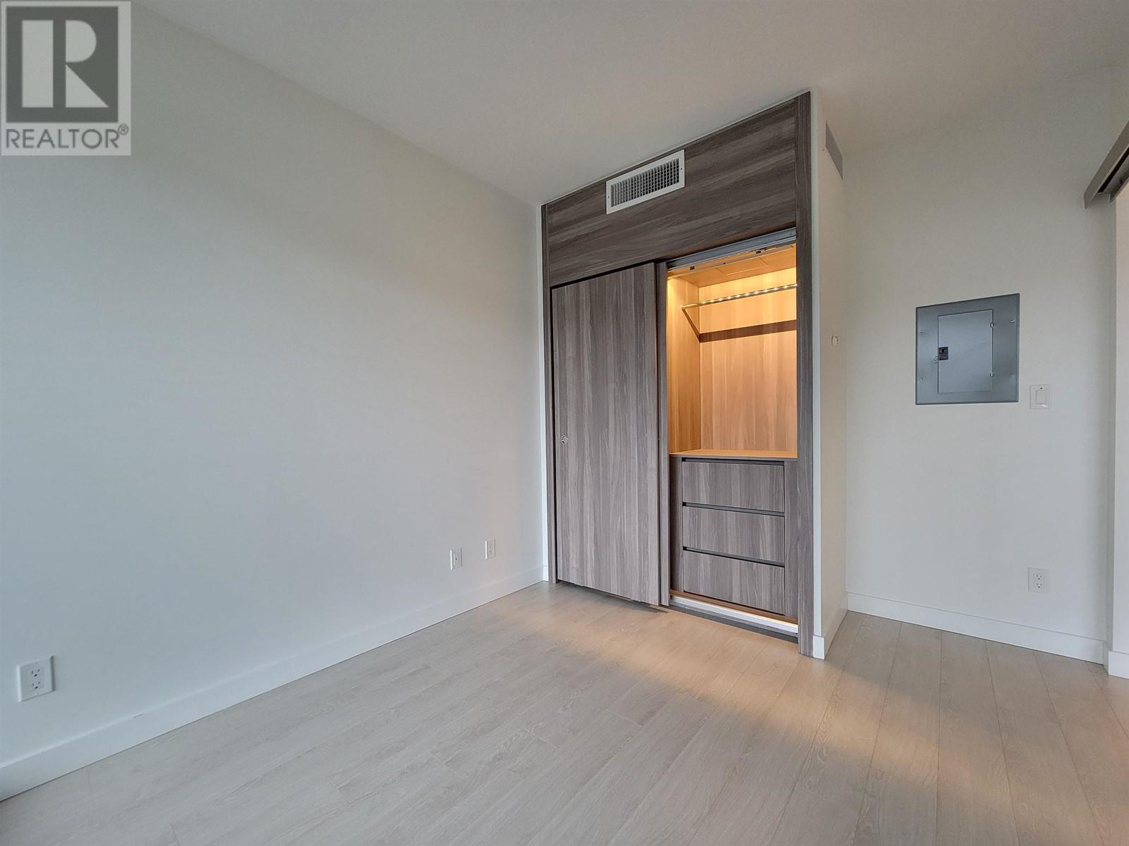 Listing Picture 14 of 26 : 508 4720 LOUGHEED HIGHWAY, Burnaby / 本拿比 - 魯藝地產 Yvonne Lu Group - MLS Medallion Club Member