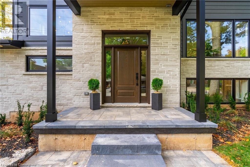 Property at 262 ROBINA Road image 3