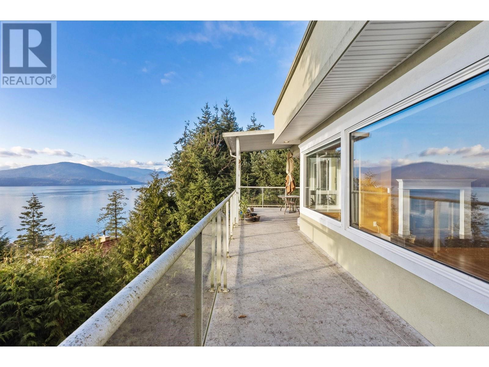 350 Kelvin Grove Way, Lions Bay, British Columbia  V0N 2E0 - Photo 30 - R2962935