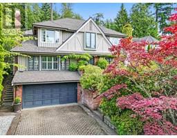 4817 MEADFEILD ROAD, West Vancouver, British Columbia