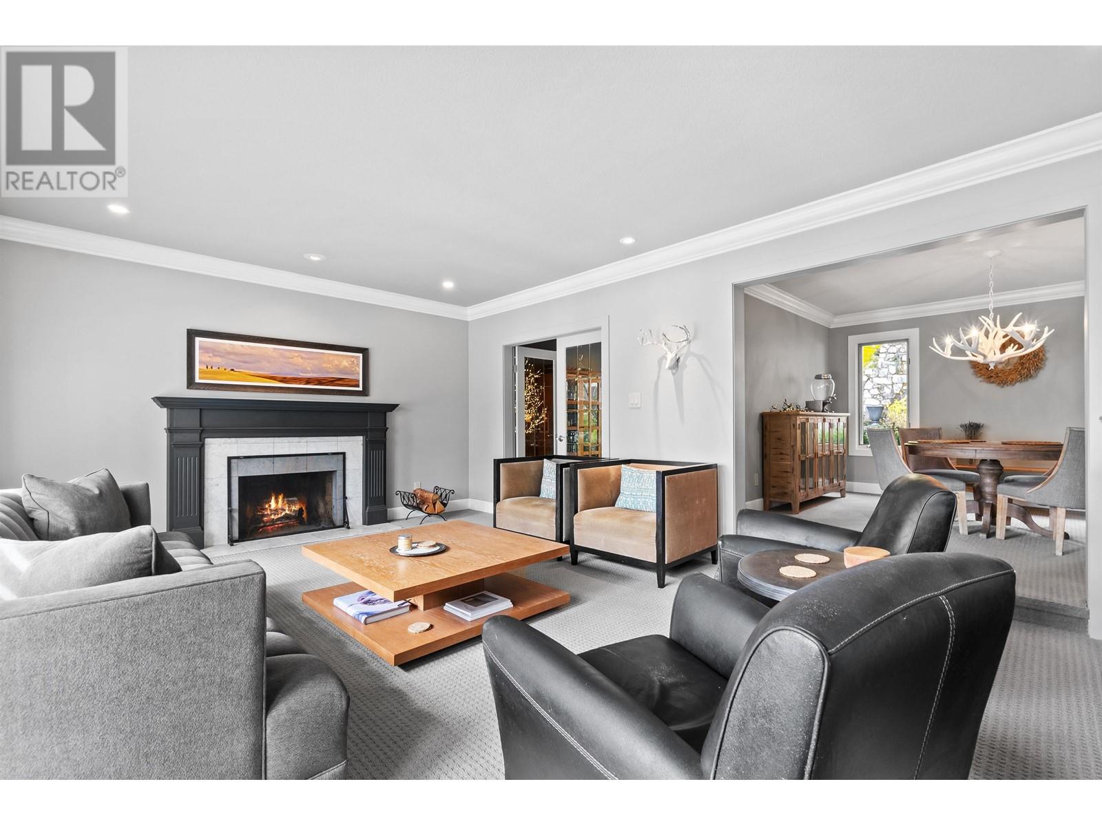 Property at 4817 MEADFEILD ROAD image 3