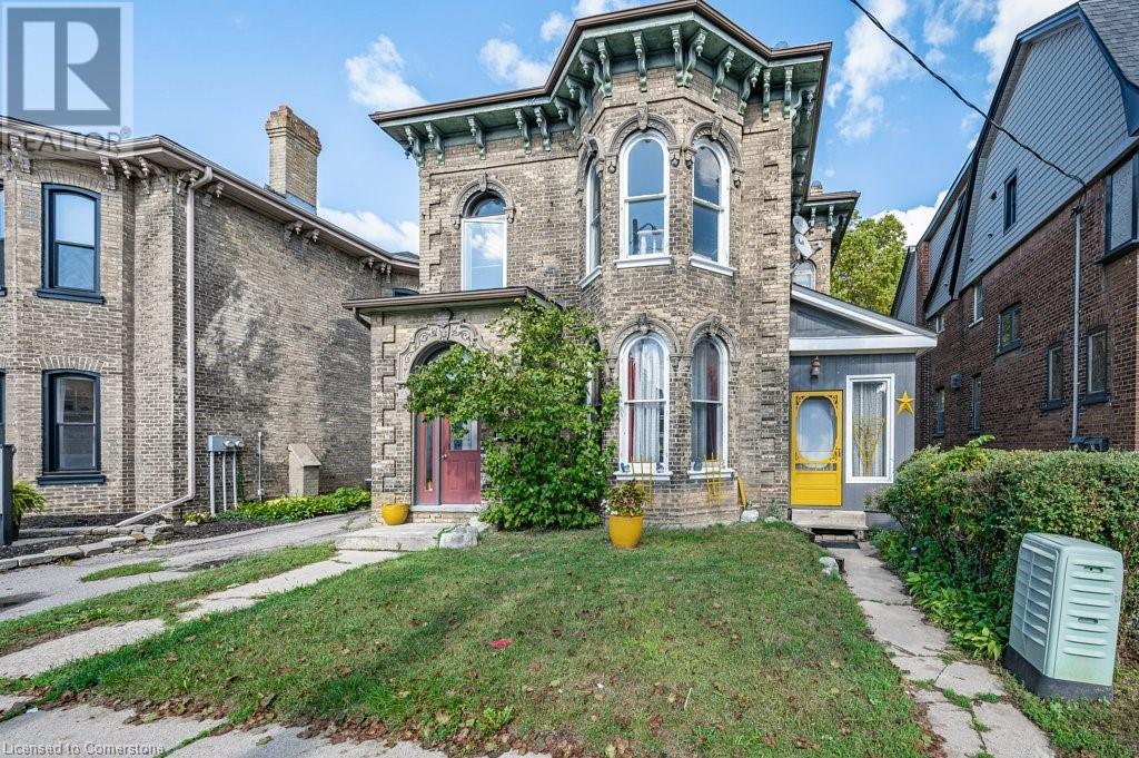 Property at 153 BRANT Avenue image 3